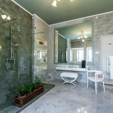 Foresteria Di Palazzo Radici فندق مبيت وإفطار 4*