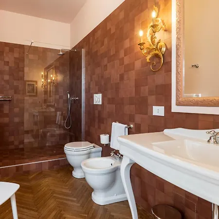 Foresteria Di Palazzo Radici فندق مبيت وإفطار