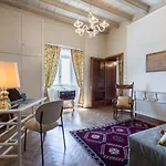 Foresteria Di Palazzo Radici ベッド・アンド・ブレックファスト 4*