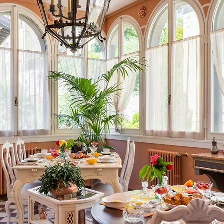 Foresteria Di Palazzo Radici Bed & Breakfast 4*