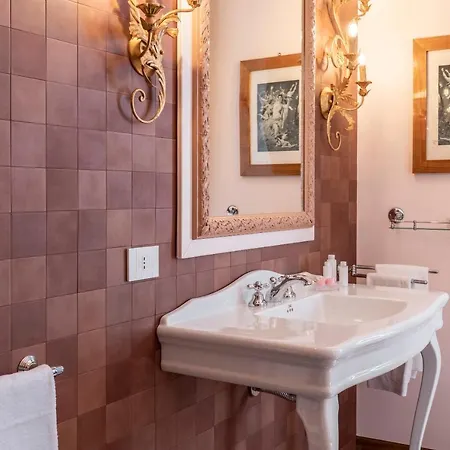 Foresteria Di Palazzo Radici 4* 베르가모