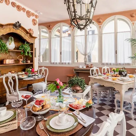 Foresteria Di Palazzo Radici 4* 베르가모