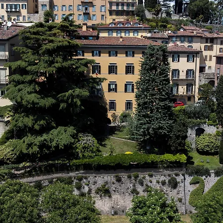 Foresteria Di Palazzo Radici Bed & Breakfast Bergamo