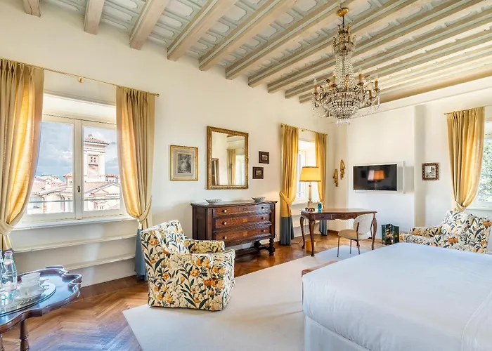 Bed & Breakfast Foresteria Di Palazzo Radici 4*