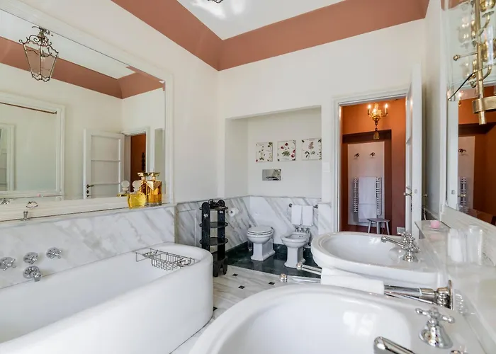 Foresteria Di Palazzo Radici Bed & Breakfast