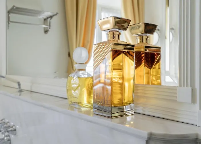 Alojamento de Acomodação e Pequeno-almoço Foresteria Di Palazzo Radici