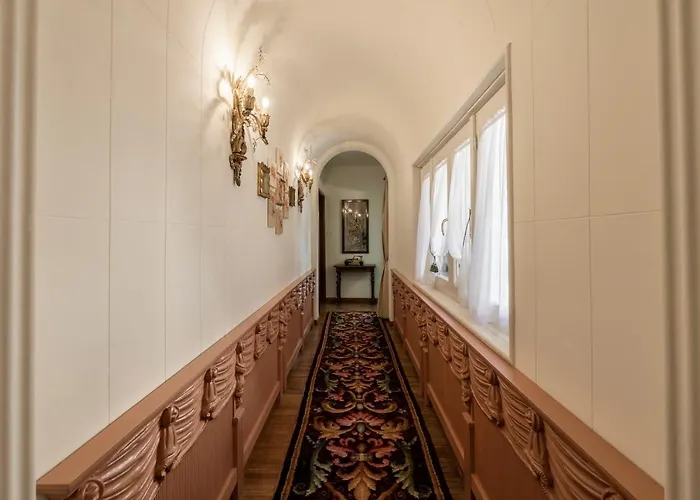 Alojamento de Acomodação e Pequeno-almoço Foresteria Di Palazzo Radici